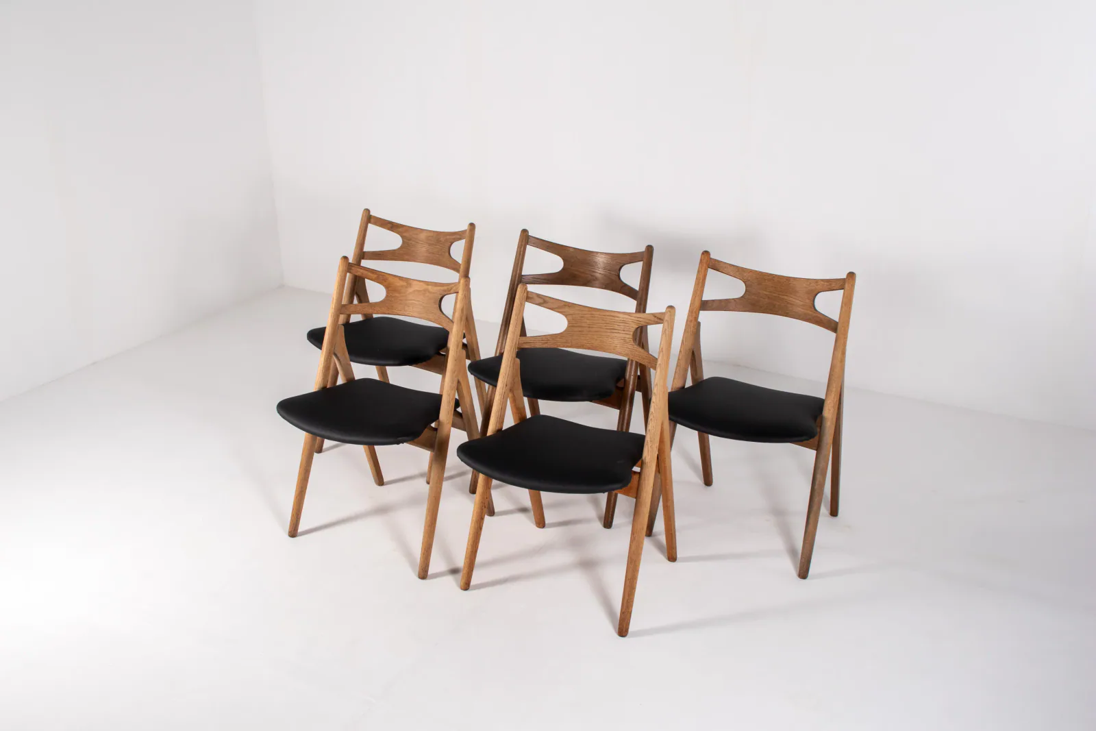 Set of Five CH29 “Sawbuck” Dining Chairs by Hans J. Wegner for Carl Hansen & Søn, 1950s