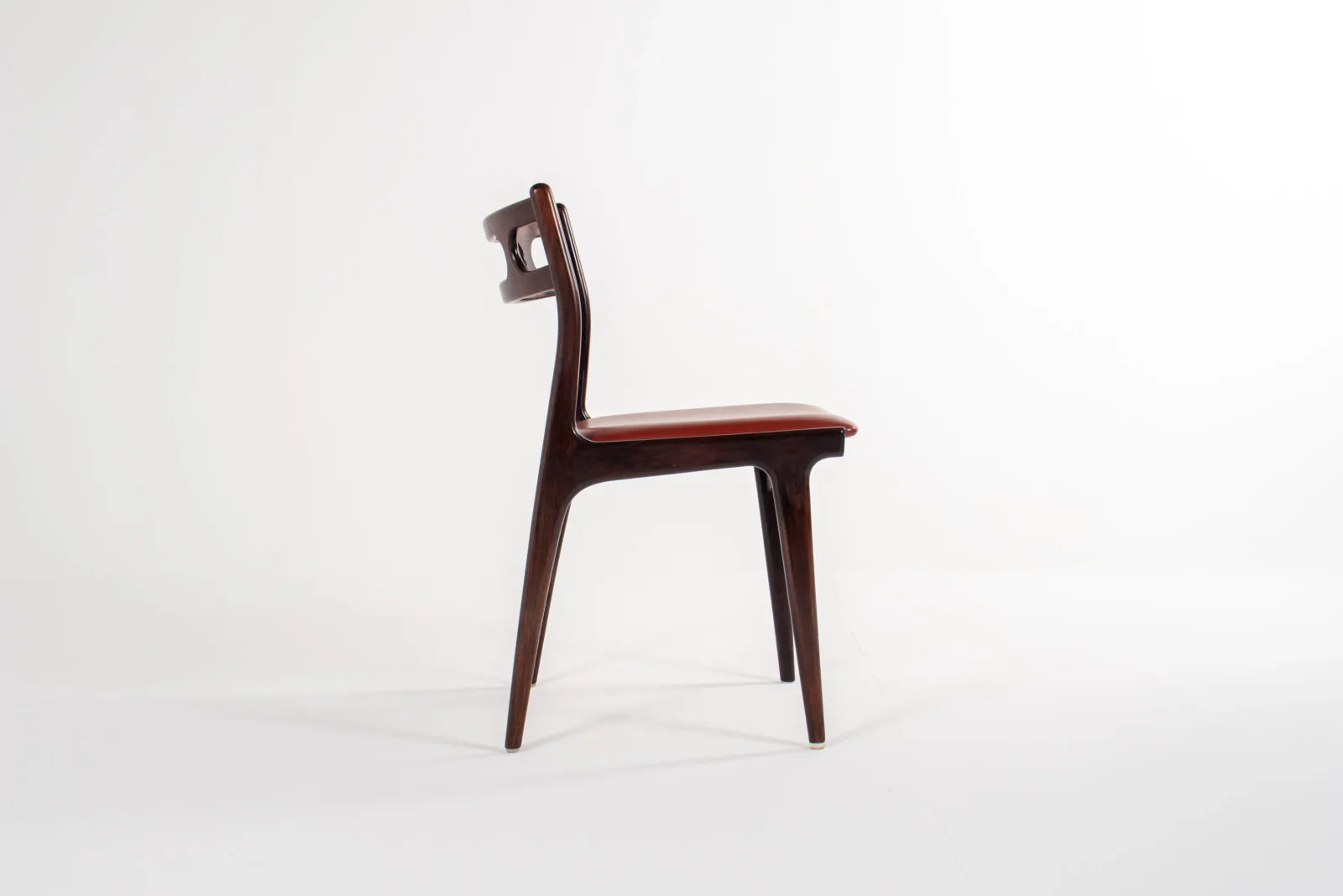 Set of Four Johannes Andersen Model 138 Dining Chairs in Rosewood