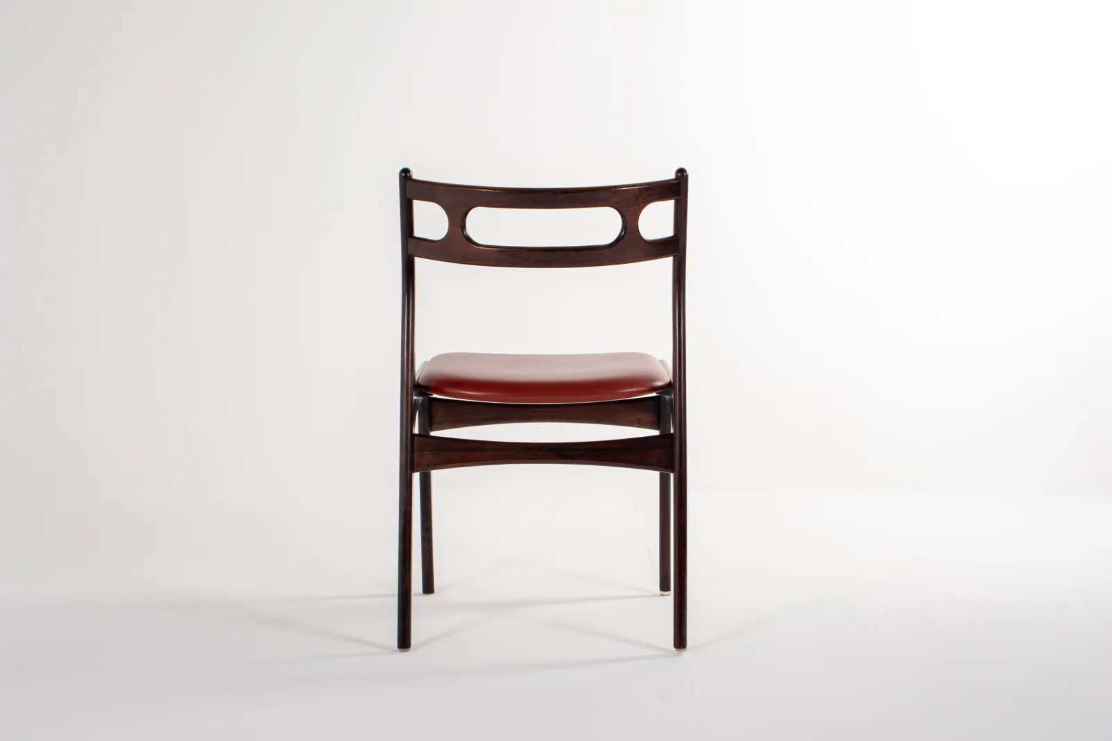 Set of Four Johannes Andersen Model 138 Dining Chairs in Rosewood
