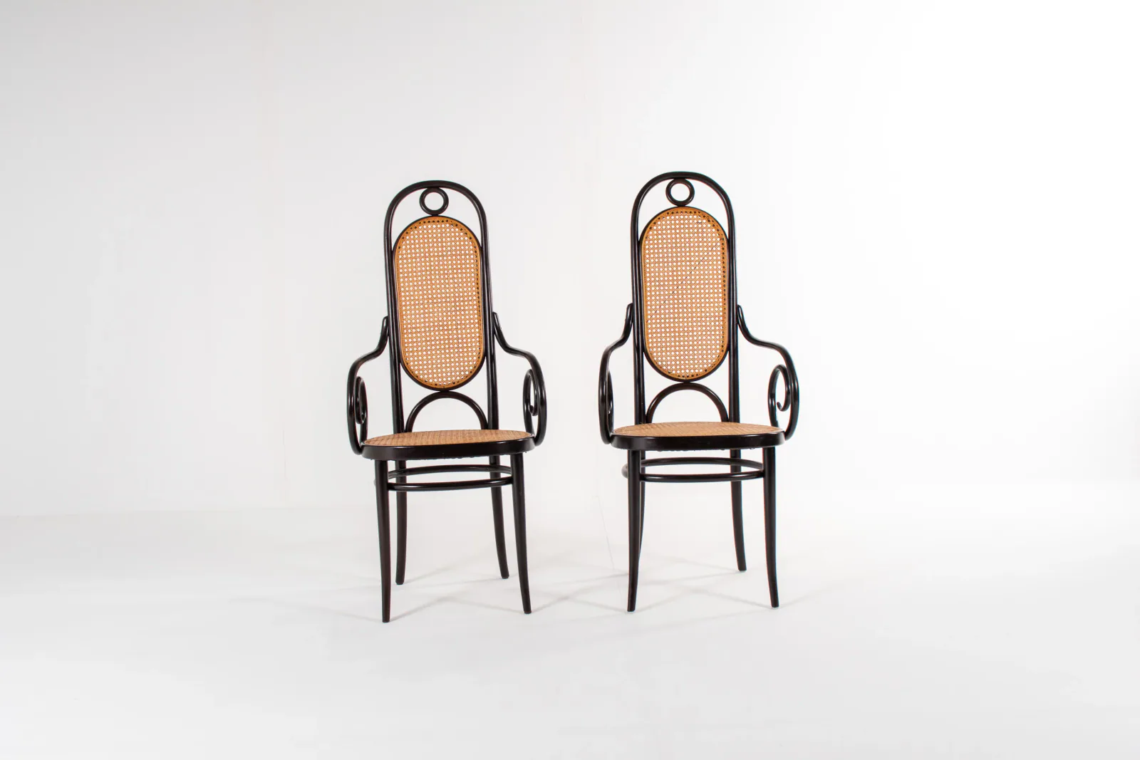Set of Two Thonet Bentwood Armchairs, Model No. 17, 1980s