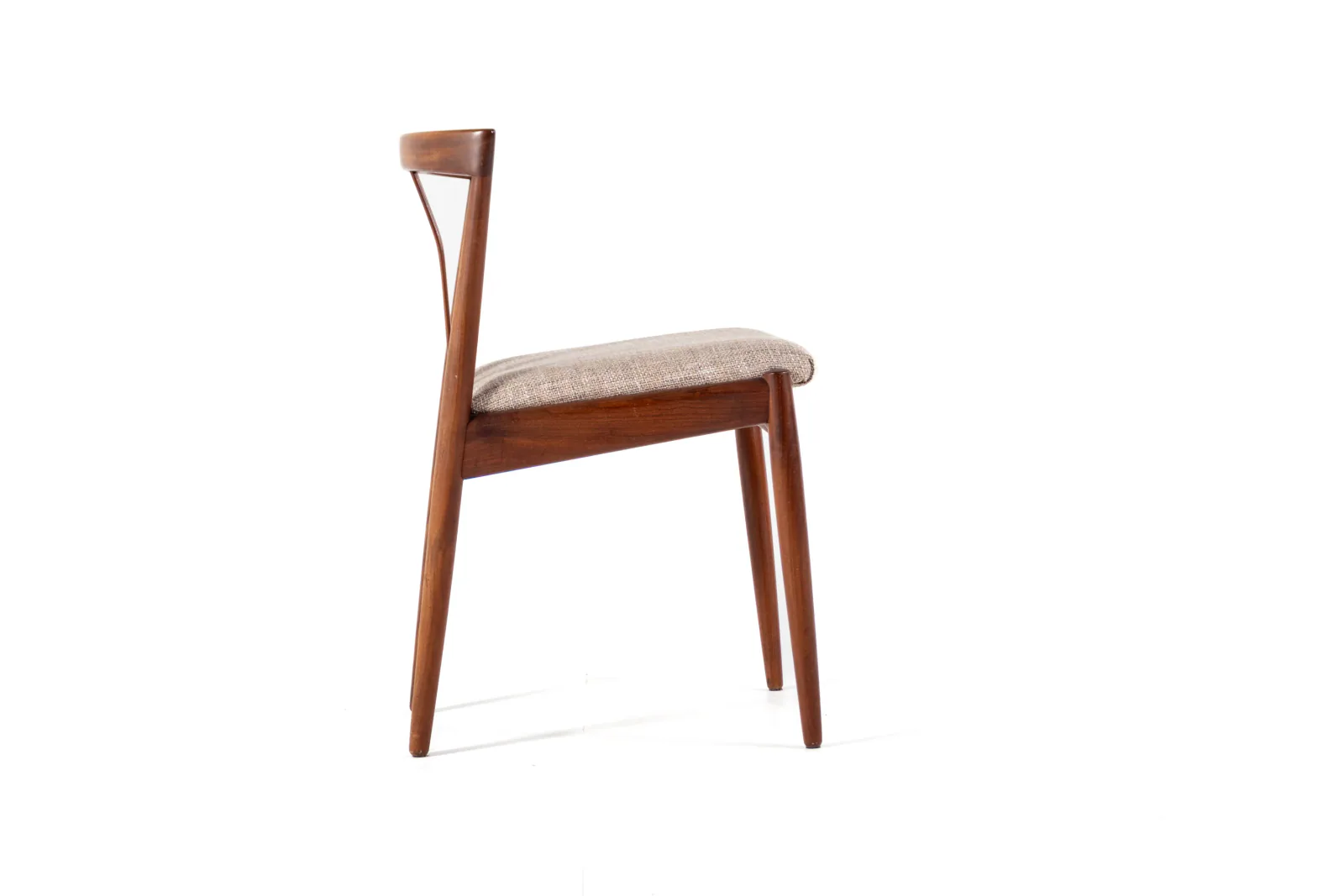Set of 6 Kai Kristiansen Dining Chairs in Teak – Newly Upholstered