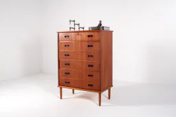 1960s Mid-Century Modern Teak Chest of Drawers