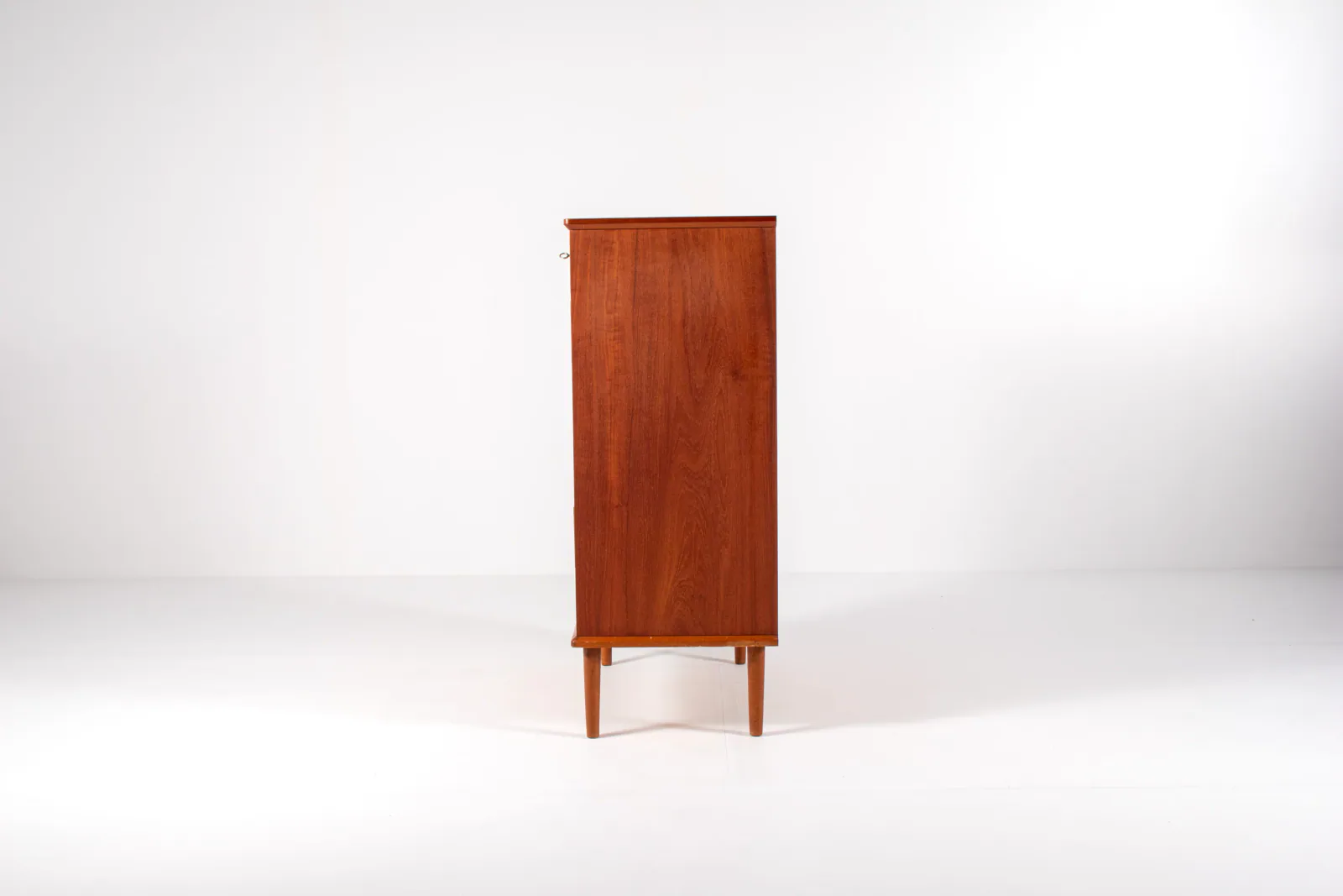 1960s Mid-Century Modern Teak Chest of Drawers