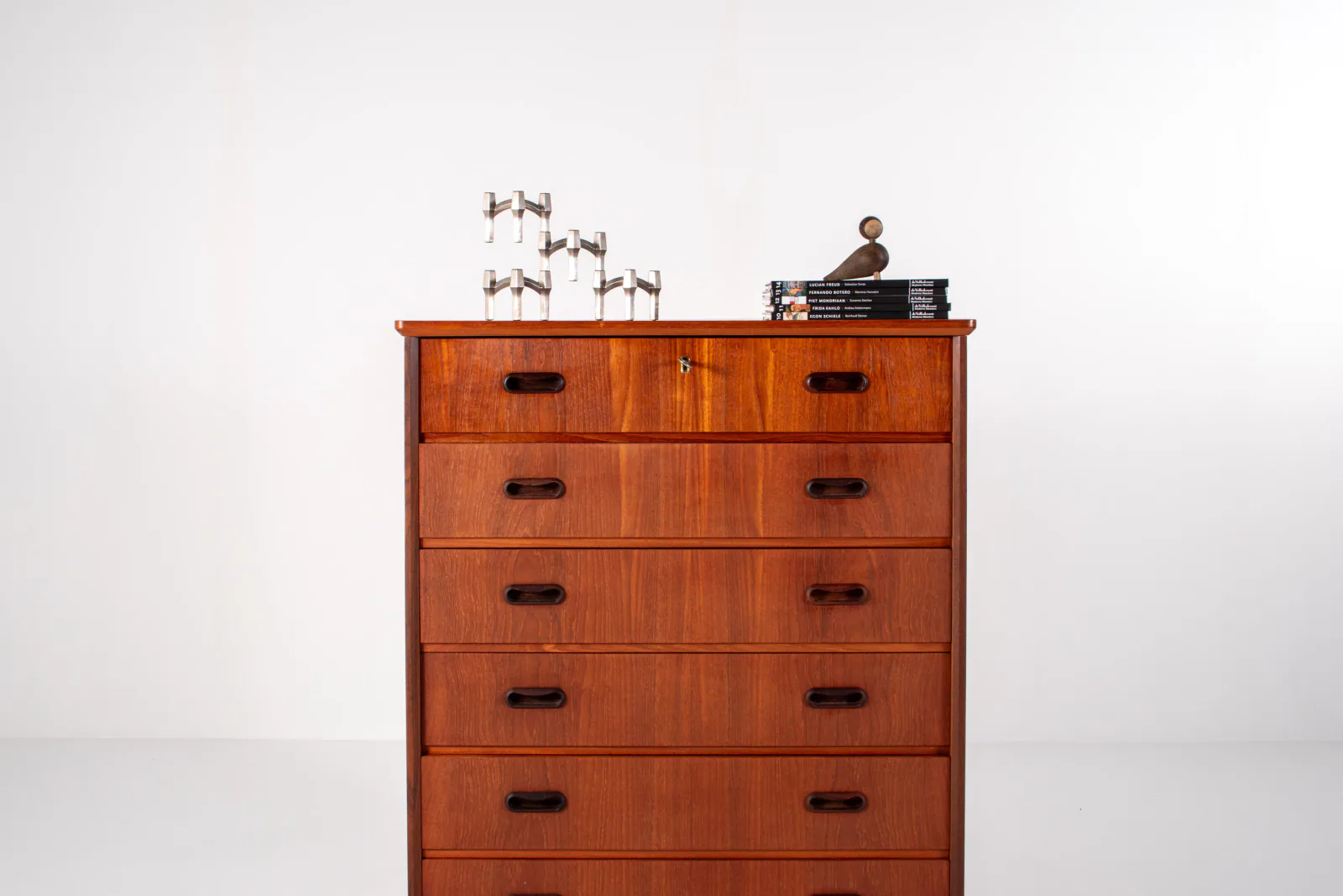 1960s Mid-Century Modern Teak Chest of Drawers