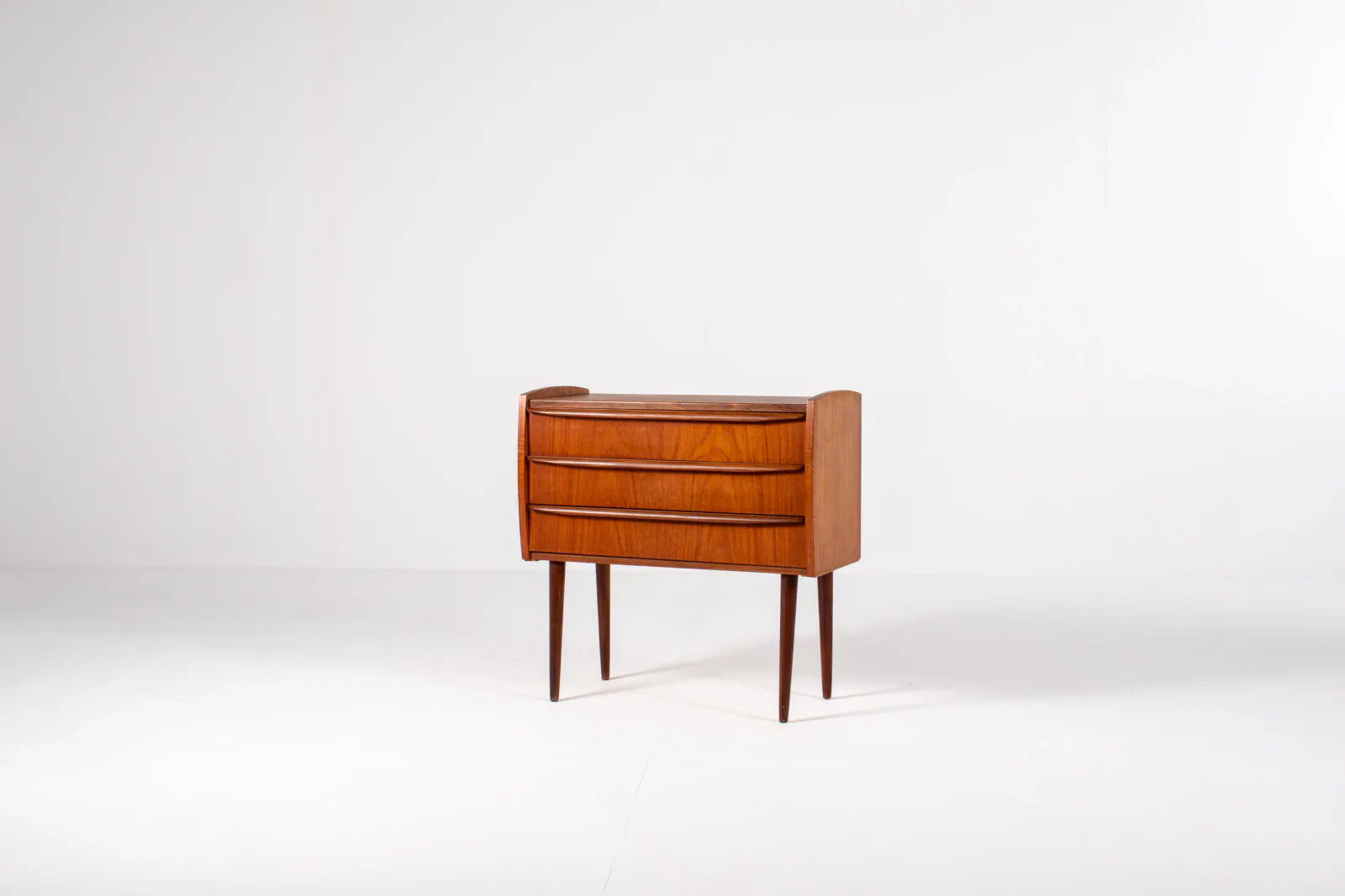 Danish Teak Chest of Drawers – Mid Century