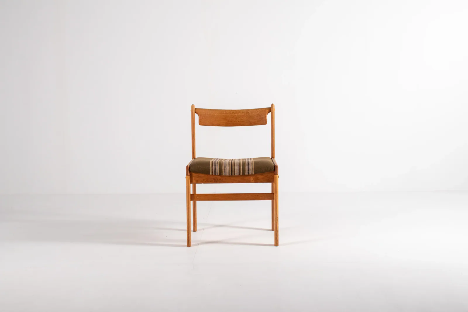 Set of 6 Danish Oak Dining Chairs by H.W. Klein for Bramin, 1960s