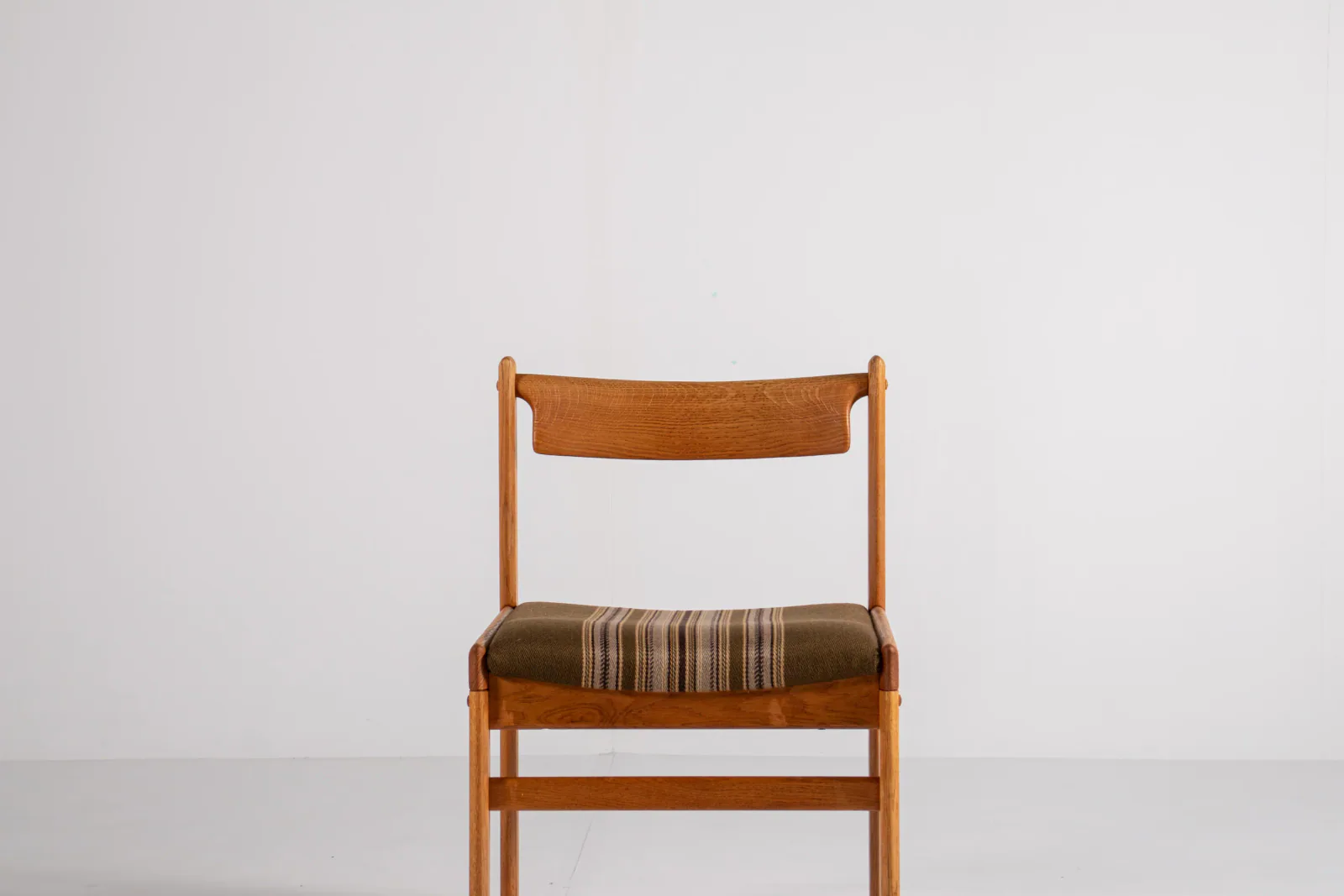 Set of 6 Danish Oak Dining Chairs by H.W. Klein for Bramin, 1960s