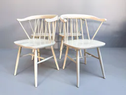 Set of 4 White Lacquered Spindle Chairs, Nesto Sweden, 1960s