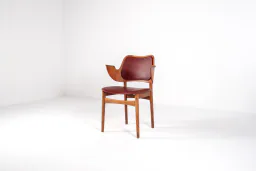 Model 107 Danish Mid-Century Armchair by Hans Olsen, 1960s