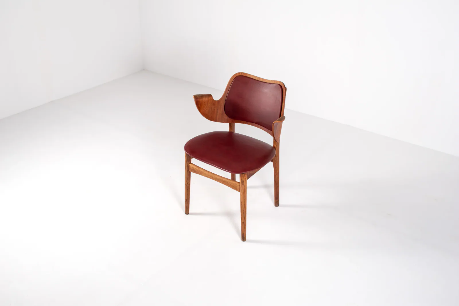 Model 107 Danish Mid-Century Armchair by Hans Olsen, 1960s