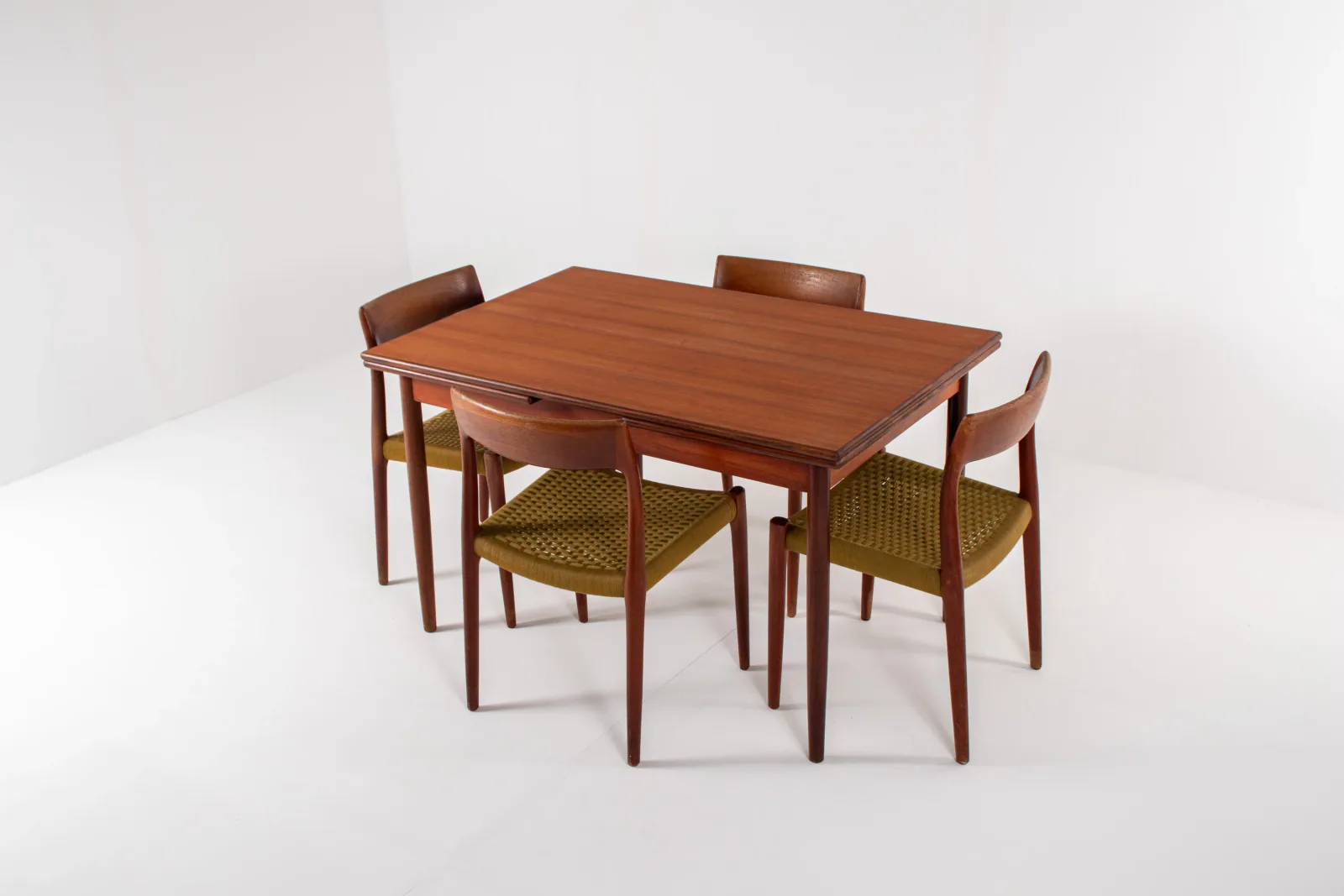 Mid-Century Teak Extendable Dining Table, Scandinavian 1960s